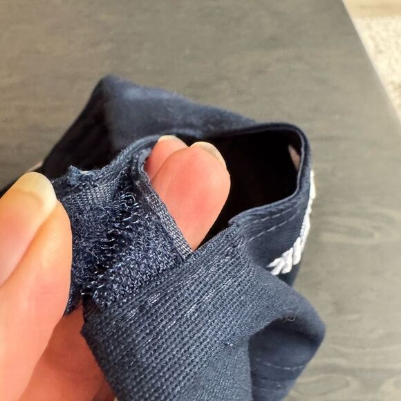 Columbus Blue Jackets Navy Blue Cap with Camo Brim - Picture 3 of 3